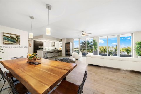 Condominio en venta en Fort Lauderdale, Florida, 2 dormitorios, 165.64 m2 № 1728860 - foto 13