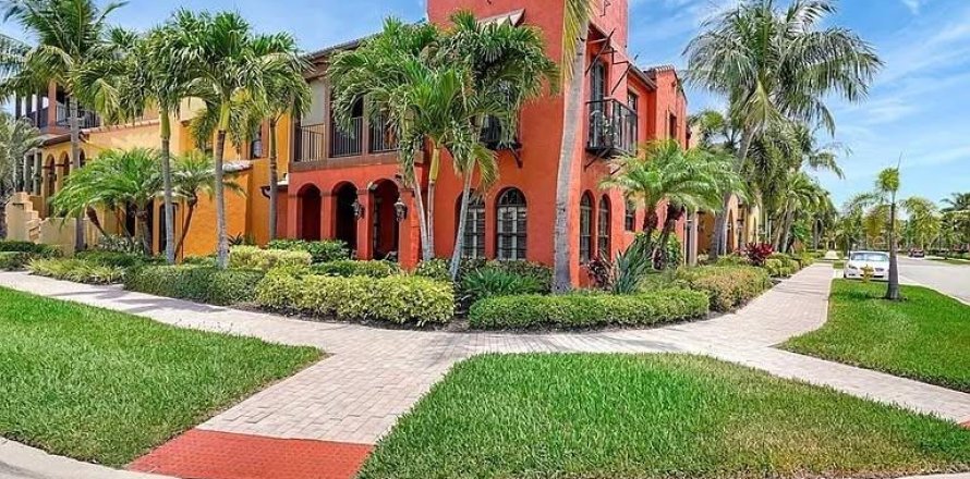 Condominio en Fort Myers, Florida, 2 dormitorios  № 2310810