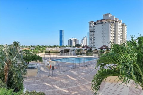 Condominio en venta en Aventura, Florida, 2 dormitorios, 150.69 m2 № 2033719 - foto 27