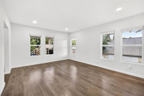 Apartamento en alquiler en Tampa, Florida, 3 dormitorios, 100.61 m2 № 2118352 - foto 8