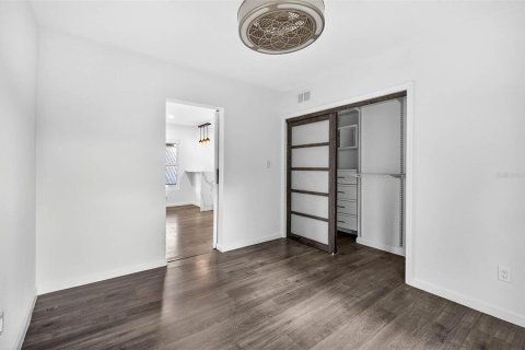 Apartamento en alquiler en Tampa, Florida, 3 dormitorios, 100.61 m2 № 2118352 - foto 17