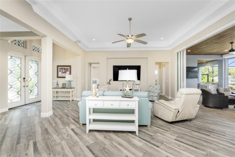 House in Port Charlotte, Florida 3 bedrooms, 227.98 sq.m. № 1743383 - photo 18