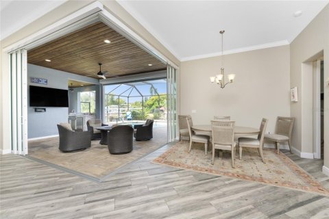 House in Port Charlotte, Florida 3 bedrooms, 227.98 sq.m. № 1743383 - photo 14