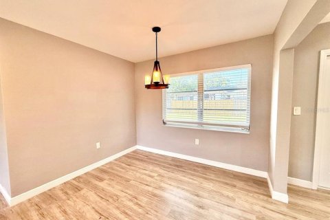 Villa ou maison à louer à Clearwater, Floride: 3 chambres, 116.59 m2 № 2431195 - photo 7