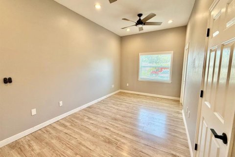 Villa ou maison à louer à Clearwater, Floride: 3 chambres, 116.59 m2 № 2431195 - photo 13