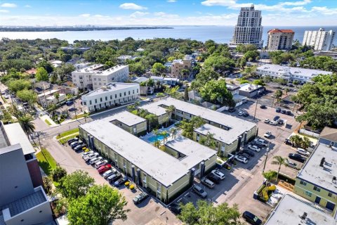 Condo in Tampa, Florida, 1 bedroom  № 1582309 - photo 24