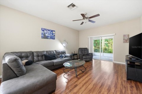 Villa ou maison à vendre à New Port Richey, Floride: 4 chambres, 182.83 m2 № 2214858 - photo 9