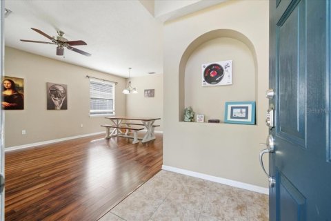 Villa ou maison à vendre à New Port Richey, Floride: 4 chambres, 182.83 m2 № 2214858 - photo 3