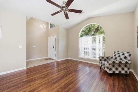 Villa ou maison à vendre à New Port Richey, Floride: 4 chambres, 182.83 m2 № 2214858 - photo 6