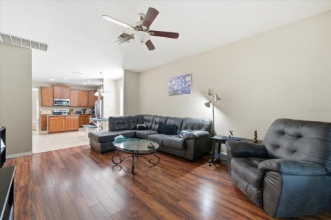 Villa ou maison à vendre à New Port Richey, Floride: 4 chambres, 182.83 m2 № 2214858 - photo 10