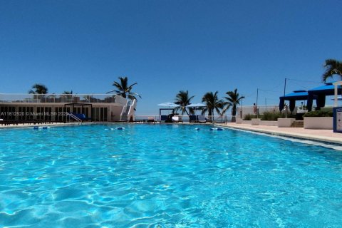 Copropriété à louer à Miami Beach, Floride: 51.1 m2 № 1759002 - photo 29