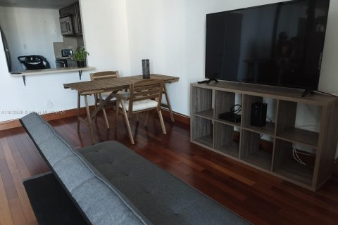 Copropriété à louer à Miami Beach, Floride: 51.1 m2 № 1759002 - photo 14