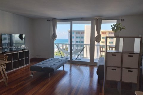 Copropriété à louer à Miami Beach, Floride: 51.1 m2 № 1759002 - photo 16