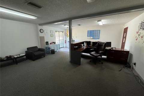 Commercial property in Jacksonville, Florida 84.73 sq.m. № 1650388 - photo 7