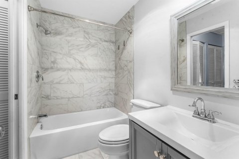 Copropriété à louer à Hobe Sound, Floride: 2 chambres, 108.05 m2 № 2188827 - photo 9