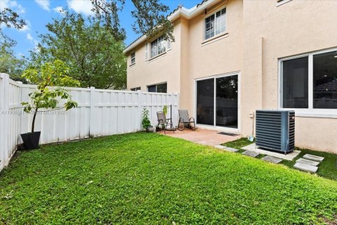 Townhouse in Sunrise, Florida 3 bedrooms, 134.15 sq.m. № 1964494 - photo 30