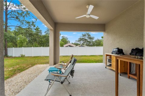 House in Weeki Wachee, Florida 4 bedrooms, 197.32 sq.m. № 2121373 - photo 27