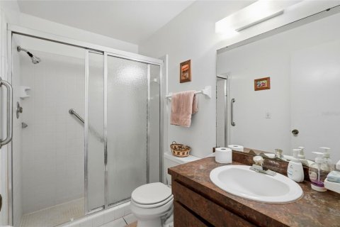 House in Nokomis, Florida 2 bedrooms, 139.07 sq.m. № 2236097 - photo 21