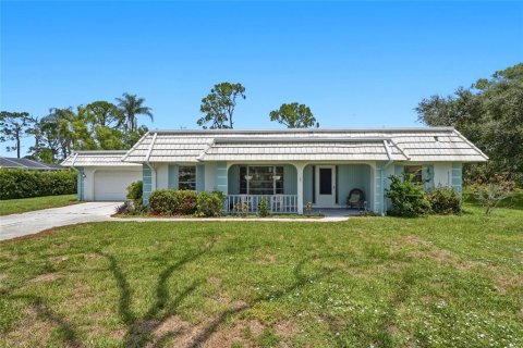 House in Nokomis, Florida 2 bedrooms, 139.07 sq.m. № 2236097