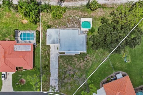 House in Nokomis, Florida 2 bedrooms, 139.07 sq.m. № 2236097 - photo 5