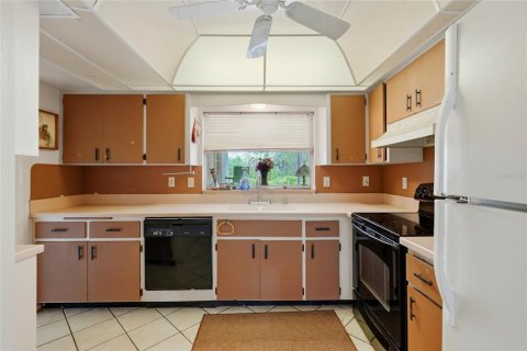 House in Nokomis, Florida 2 bedrooms, 139.07 sq.m. № 2236097 - photo 22