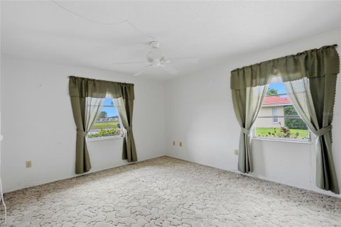 House in Nokomis, Florida 2 bedrooms, 139.07 sq.m. № 2236097 - photo 19