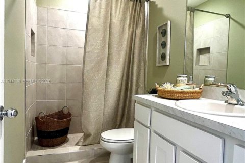 Touwnhouse à louer à Florida City, Floride: 3 chambres, 128.21 m2 № 2001464 - photo 9