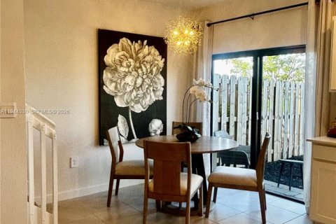 Touwnhouse à louer à Florida City, Floride: 3 chambres, 128.21 m2 № 2001464 - photo 4