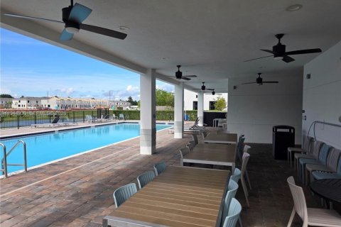 Touwnhouse à louer à Florida City, Floride: 3 chambres, 128.21 m2 № 2001464 - photo 20