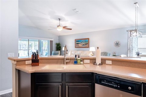 Casa en venta en Hudson, Florida, 4 dormitorios, 188.87 m2 № 2150043 - foto 10