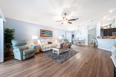 Casa en venta en Hudson, Florida, 4 dormitorios, 188.87 m2 № 2150043 - foto 27