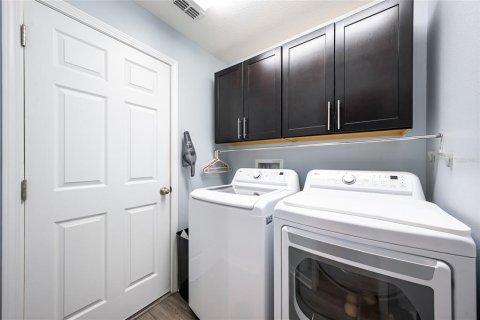 Casa en venta en Hudson, Florida, 4 dormitorios, 188.87 m2 № 2150043 - foto 13