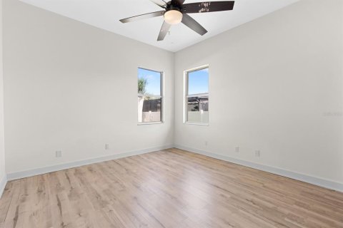 Casa en venta en Seffner, Florida, 5 dormitorios, 225.2 m2 № 2236514 - foto 27