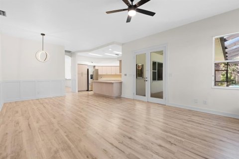 Casa en venta en Seffner, Florida, 5 dormitorios, 225.2 m2 № 2236514 - foto 26