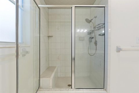 Casa en venta en Seffner, Florida, 5 dormitorios, 225.2 m2 № 2236514 - foto 17