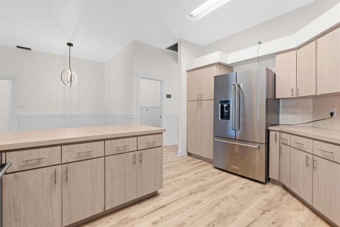 Casa en venta en Seffner, Florida, 5 dormitorios, 225.2 m2 № 2236514 - foto 20