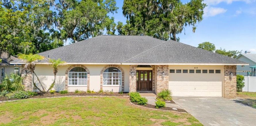Casa en Seffner, Florida 5 dormitorios, 225.2 m2 № 2236514