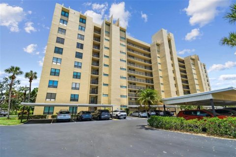 Condo in Clearwater, Florida, 2 bedrooms  № 2198634