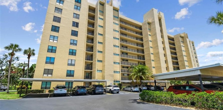 Condo in Clearwater, Florida, 2 bedrooms  № 2198634
