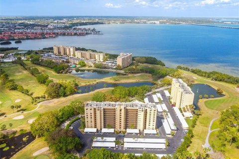 Condo in Clearwater, Florida, 2 bedrooms  № 2198634 - photo 27