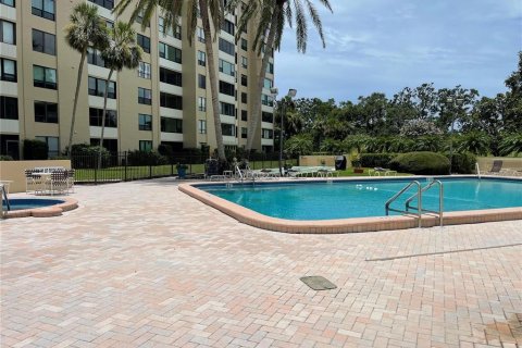Condo in Clearwater, Florida, 2 bedrooms  № 2198634 - photo 26