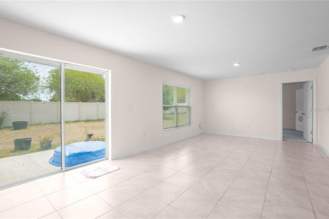 Casa en venta en Wildwood, Florida, 4 dormitorios, 139.35 m2 № 1657102 - foto 11