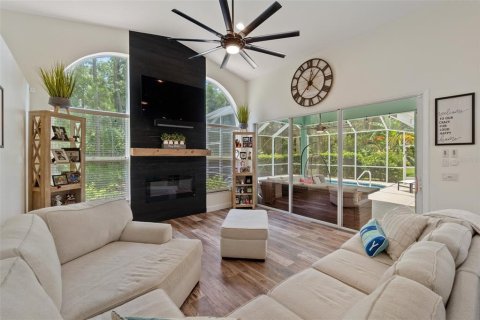 House in Ormond Beach, Florida 3 bedrooms, 196.67 sq.m. № 1257979 - photo 16