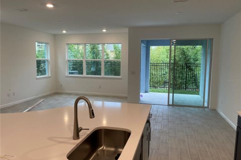 Adosado en alquiler en Saint Petersburg, Florida, 3 dormitorios, 176.05 m2 № 1551559 - foto 13