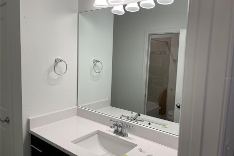 Adosado en alquiler en Saint Petersburg, Florida, 3 dormitorios, 176.05 m2 № 1551559 - foto 8