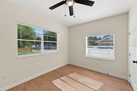 Casa en venta en Tampa, Florida, 4 dormitorios, 124.67 m2 № 2358183 - foto 30