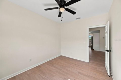 Casa en venta en Tampa, Florida, 4 dormitorios, 124.67 m2 № 2358183 - foto 29