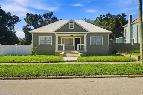 Casa en Tampa, Florida 4 dormitorios, 124.67 m2 № 2358183