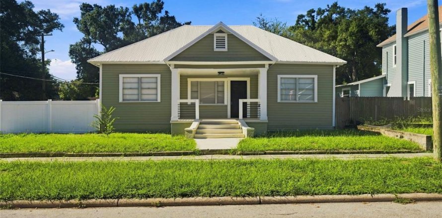 Casa en Tampa, Florida 4 dormitorios, 124.67 m2 № 2358183