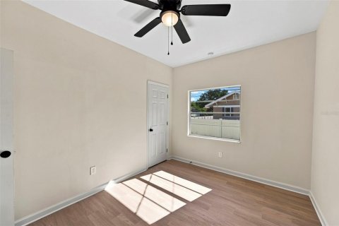 Casa en venta en Tampa, Florida, 4 dormitorios, 124.67 m2 № 2358183 - foto 27